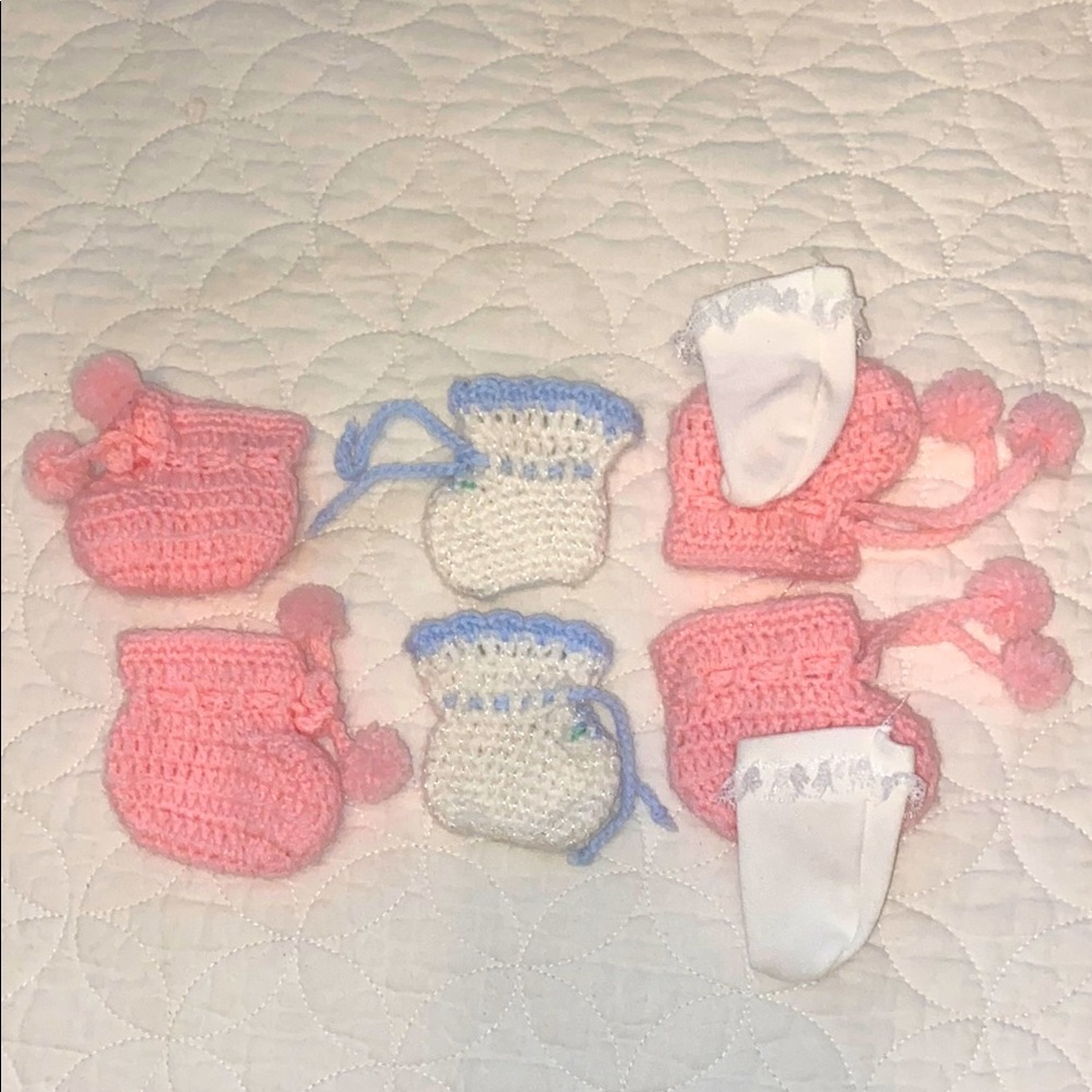 Crochet Baby/Doll Booties and Socks Set New